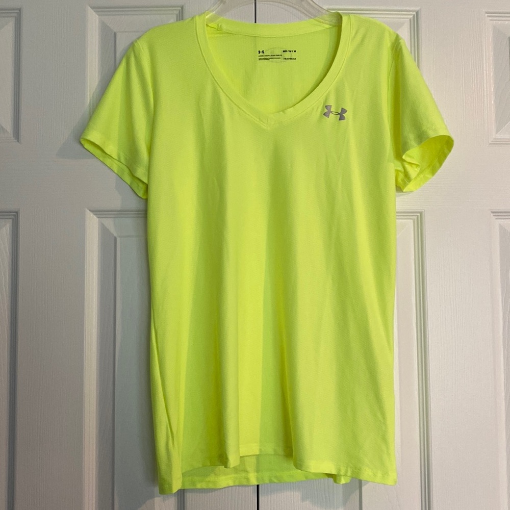 NWOT under armour heat gear shirt